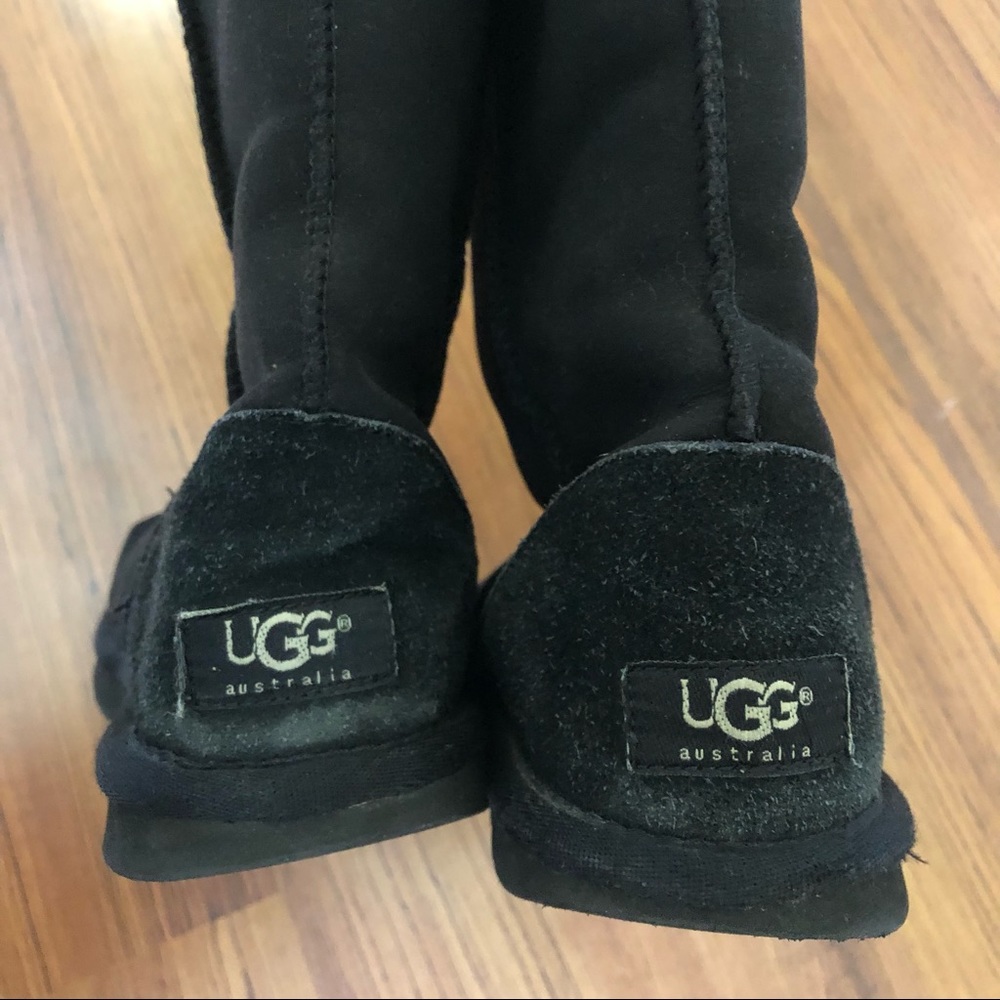 Loved Classic Black UGG Boots W5.